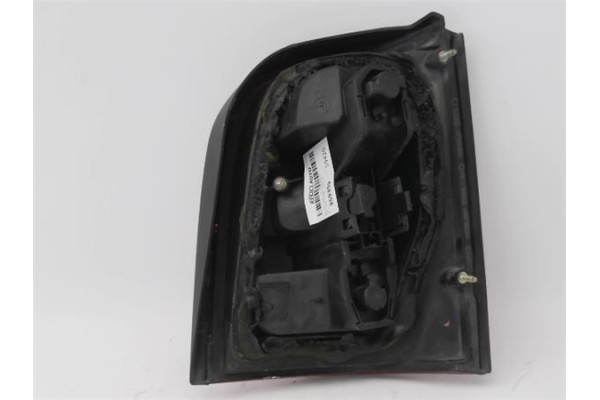 Recambio de piloto trasero izquierdo para nissan micra (k11) 1.3 i 16v referencia OEM IAM 265596F600  