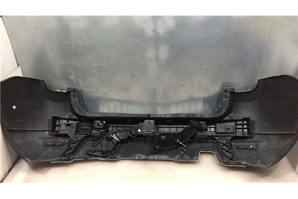 Recambio de paragolpes trasero para dacia duster i 1.5 ambiance 4x2 referencia OEM IAM 850220034R 850220033R 