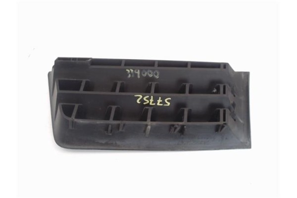 Recambio de rejilla capo para renault megane ii (bm0/1_, cm0/1_) 1.5 dci (bm0f, cm0f) referencia OEM IAM D8200114157  