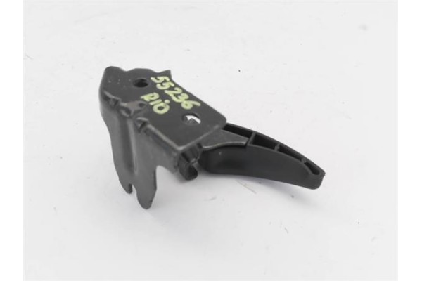 Recambio de manilla para kia rio (jb) 1.4 16v referencia OEM IAM 811801G000  