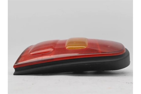 Recambio de piloto trasero izquierdo para nissan micra (k11) 1.3 i 16v referencia OEM IAM 265596F600  