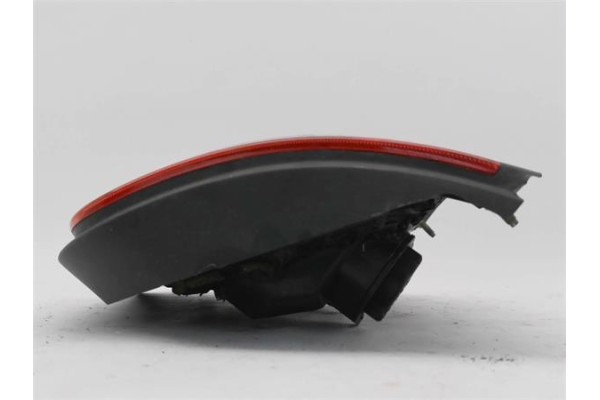 Recambio de piloto trasero izquierdo para nissan micra (k11) 1.3 i 16v referencia OEM IAM 265596F600  