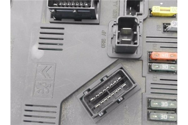 Recambio de bsi para citroen c3 1.4 hdi referencia OEM IAM S118085200  