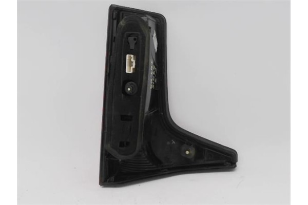 Recambio de piloto porton trasero derecho para citroen c5 berlina 1.6 hdi (rc8hzb) referencia OEM IAM 6351V4 89034081X31D 