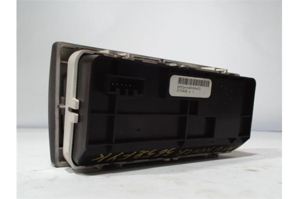 Recambio de conjunto interruptores para land rover freelander (lr2) 2.2 td4 referencia OEM IAM 6YH5214B596CD 0708051 