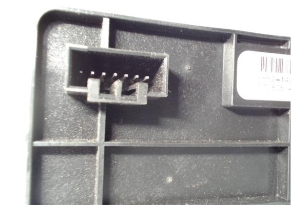 Recambio de conjunto interruptores para land rover freelander (lr2) 2.2 td4 referencia OEM IAM 6YH5214B596CD 0708051 