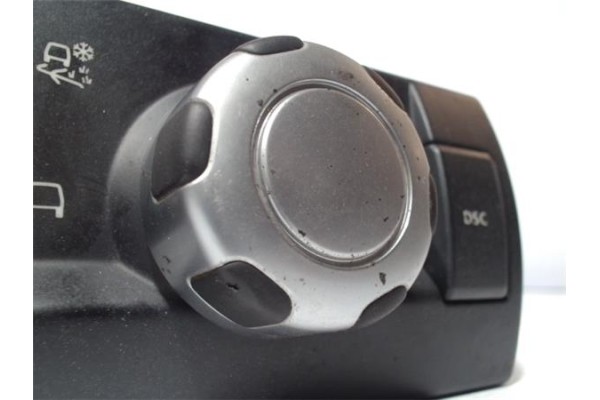 Recambio de conjunto interruptores para land rover freelander (lr2) 2.2 td4 referencia OEM IAM 6YH5214B596CD 0708051 