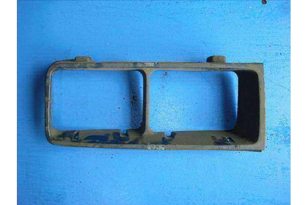 Recambio de cerquillo faro para nissan vanette furgón (c22) 2.0 d referencia OEM IAM   