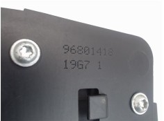 Recambio de manilla int. puerta delantero izquierda para peugeot 1007 1.4 sport referencia OEM IAM 96801418  