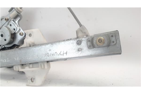 Recambio de mecanismo elevalunas trasero izquierdo para hyundai matrix (fc) referencia OEM IAM 9881017200  