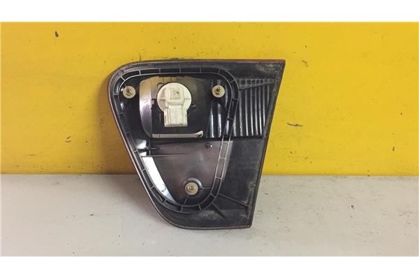 Recambio de piloto interior izquierdo para seat cordoba berlina (6k2) 1.6 signo referencia OEM IAM 6K5945091F  