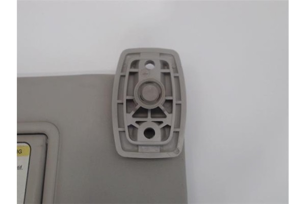 Recambio de parasol derecho para citroen c3 1.4 hdi referencia OEM IAM 816393 8143GA 