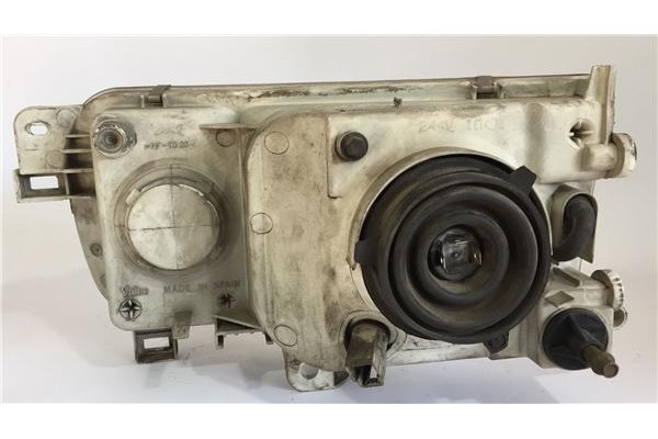 Recambio de faro delantero dcho para nissan vanette cargo (hc23) 2.3 d referencia OEM IAM 260107C002 87636 