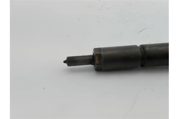 Recambio de inyector para alfa romeo 156 1.9 jtd 8v distinctive referencia OEM IAM 0445110111   Recambio de inyector para alfa romeo 156 1.9 jtd 8v distinctive referencia OEM IAM 0445110111