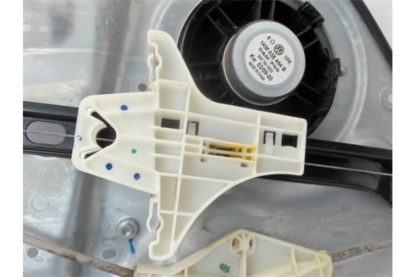 Recambio de elevalunas electrico trasero izquierdo para volkswagen golf v variant (1k5) referencia OEM IAM 1K9839755A  