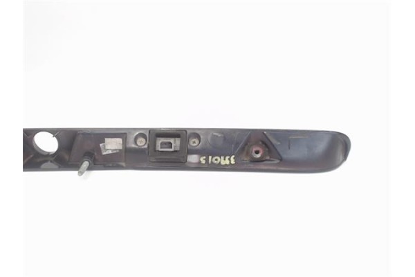 Recambio de moldura porton trasero para audi a4 berlina (b5) 1.6 referencia OEM IAM 8D5827576B  