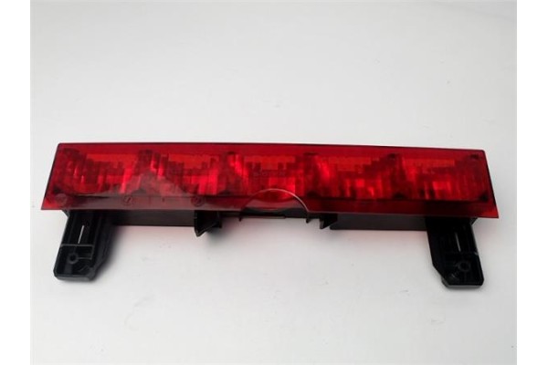 Recambio de luz central de freno para citroen c4 berlina 1.6 16v referencia OEM IAM 9650812280 1839 