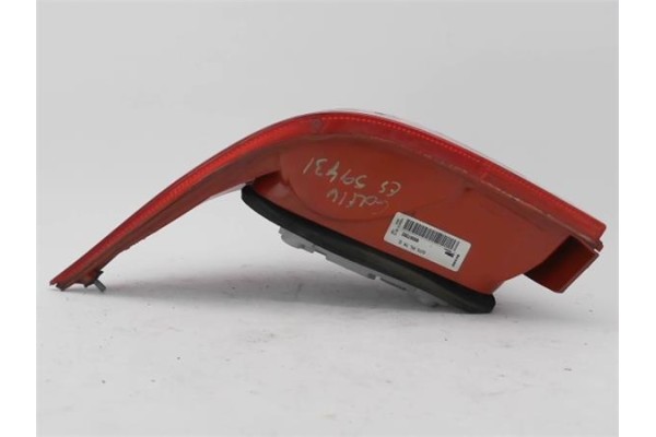 Recambio de piloto trasero izquierdo para volkswagen golf iv berlina (1j1) 1.9 tdi referencia OEM IAM 1J6945095Q 89397262 