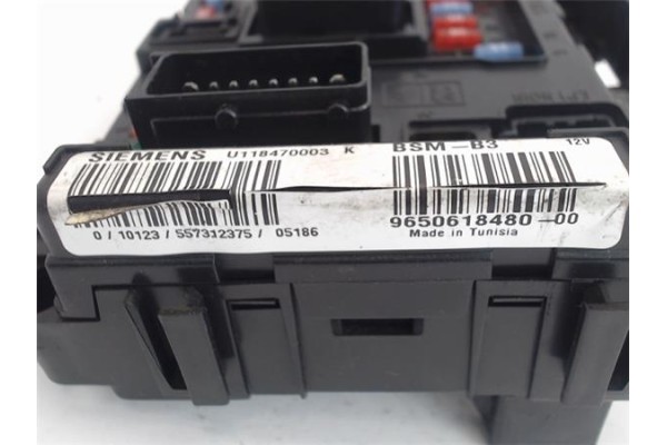Recambio de centralita para peugeot 1007 1.4 sport referencia OEM IAM 965061840  