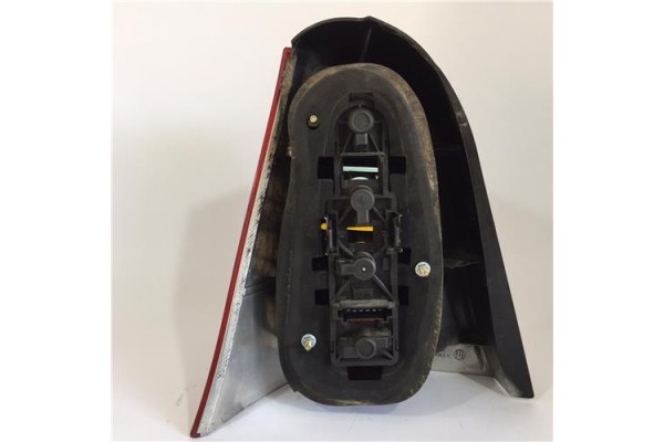 Recambio de piloto trasero derecho para mercedes-benz clase a (bm 168) 1.4 140 (168.031) referencia OEM IAM 1688201064 331059601