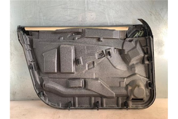 Recambio de guarnecido puerta delantero derecha para audi allroad quattro (4b5) 2.5 tdi (132kw) referencia OEM IAM 4B1867104M 1G