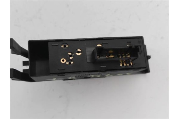 Recambio de mando elevalunas delantero derecho para bmw serie 3 compacto (e46) 1.8 316ti referencia OEM IAM 61316902176  