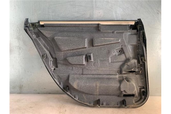 Recambio de guarnecido puerta trasero derecha para audi allroad quattro (4b5) 2.5 tdi (132kw) referencia OEM IAM 4B0863982  