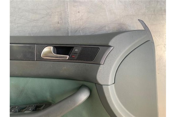 Recambio de guarnecido puerta delantero izquierda para audi allroad quattro (4b5) 2.5 tdi (132kw) referencia OEM IAM 4B1867103M 