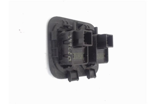 Recambio de mando elevalunas para peugeot 1007 1.4 sport referencia OEM IAM 86570331xt  