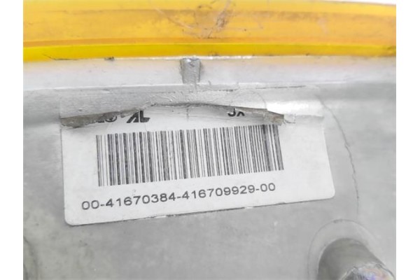 Recambio de intermitente delantero izquierdo para iveco 29l11 2.800 referencia OEM IAM 500320426 1315106148 