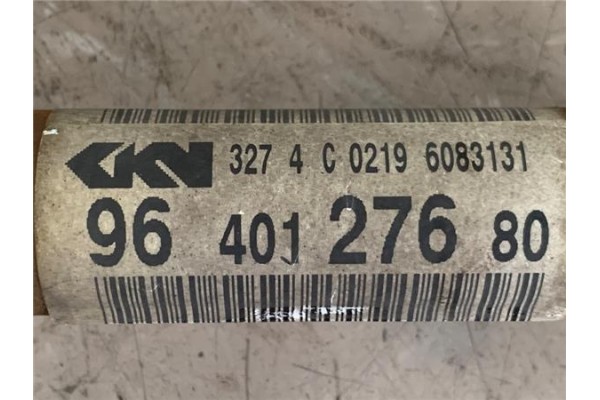 Recambio de palier delantero derecho para citroen c2 1.1 referencia OEM IAM 9640127680  