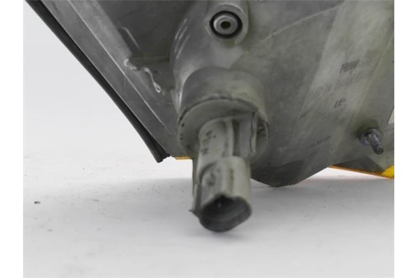 Recambio de intermitente delantero izquierdo para iveco 29l11 2.800 referencia OEM IAM 500320426 1315106148 