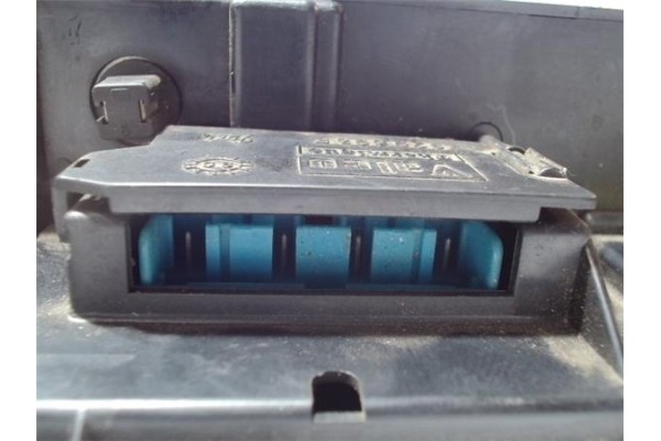 Recambio de mandos calefaccion / a.a. para peugeot 605 2.1 svdt referencia OEM IAM 829695F   Recambio de mandos calefaccion / a.a. para peugeot 605 2.1 svdt referencia OEM IAM 829695F