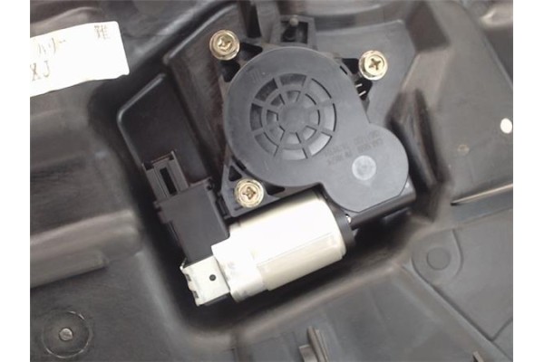 Recambio de elevalunas electrico trasero izquierdo para mazda 6 berlina (gg) referencia OEM IAM   