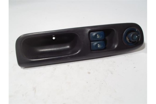 Recambio de mando elevalunas para renault twingo i (c06) 1.2 generation referencia OEM IAM 7700840861D 6156103516 