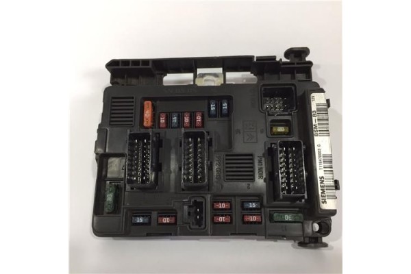 Recambio de caja fusibles/rele para citroen c2 1.4 referencia OEM IAM 9643498880 118470003 