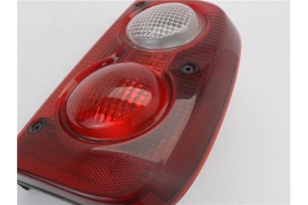 Recambio de piloto trasero derecho para land rover freelander (ln) 2.0 hse familiar referencia OEM IAM XFB500180  