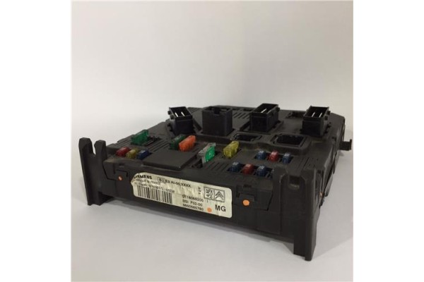 Recambio de caja fusibles/rele para citroen c2 1.4 referencia OEM IAM 950585780 118085200 