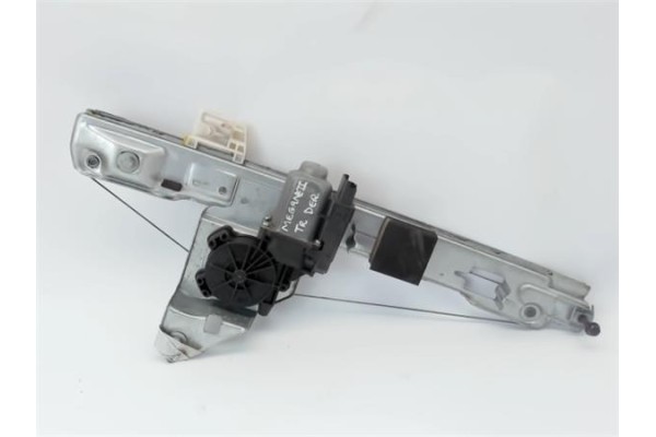 Recambio de elevalunas electrico trasero derecho para renault megane ii berlina 5p referencia OEM IAM 8200028068 LTRN706R 820101