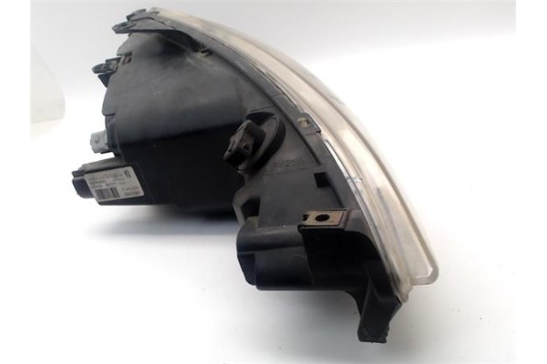 Recambio de faro delantero izquierdo para peugeot 206 2.0 gt referencia OEM IAM 6204S9  