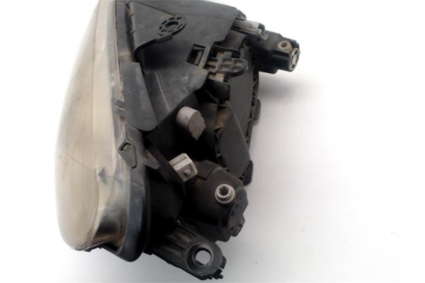 Recambio de faro delantero izquierdo para peugeot 206 2.0 gt referencia OEM IAM 6204S9  