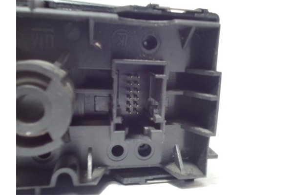 Recambio de mando de luces para opel zafira b 1.6 cosmo referencia OEM IAM 13205863 04060131 