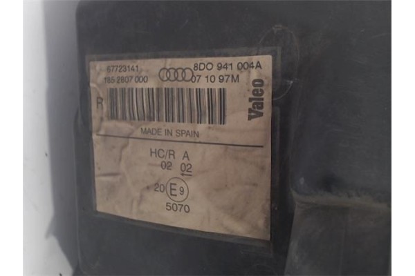 Recambio de faro delantero dcho para audi a4 berlina (b5) 1.6 referencia OEM IAM 8D0941004A 67723141 8D0941030 , AUDI | 8D095305