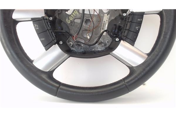 Recambio de volante para ford transit furgón 2.2 tdci referencia OEM IAM 305522299D52  