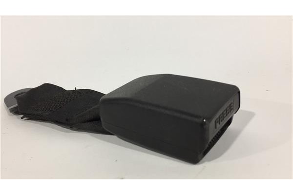 Recambio de anclaje cinturon trasero central para dacia duster i 1.5 ambiance 4x2 referencia OEM IAM 0752494  