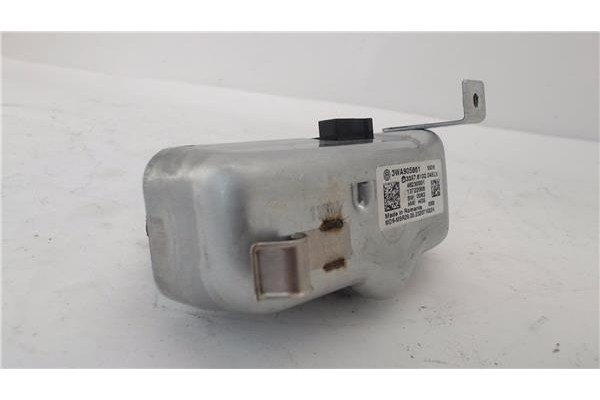 Recambio de clausor para ford explorer (ctw) híbrido st-line plug-in-hybrid 4x4 referencia OEM IAM 3WA905861  