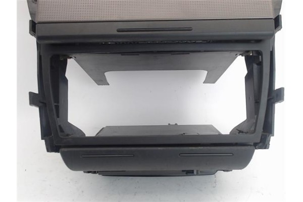 Recambio de embellecedor consola central para audi a6 avant (4b5) 2.8 quattro referencia OEM IAM 4B0858005C 4B0858005F 