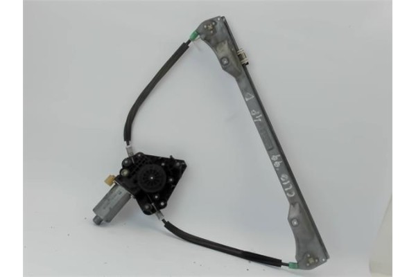 Recambio de elevalunas electrico delantero derecho para renault clio ii fase i (b/cbo) referencia OEM IAM 77008422  