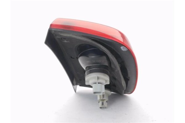 Recambio de piloto trasero izquierdo para land rover freelander (ln) 2.0 hse familiar referencia OEM IAM XFB500190  