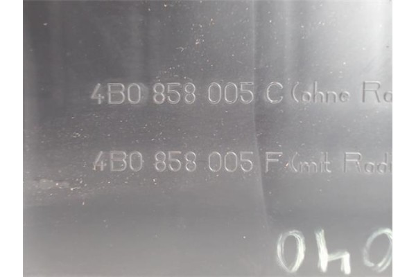 Recambio de embellecedor consola central para audi a6 avant (4b5) 2.8 quattro referencia OEM IAM 4B0858005C 4B0858005F 